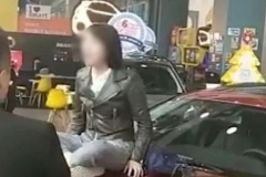 180万买的奔驰S级，制动和转向失灵往墙上撞！调查发现更严重