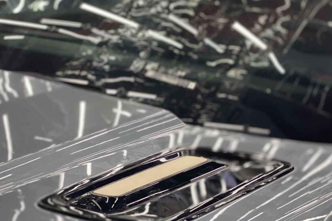 在一场夜与霓虹的闪烁之下 发现这是吉利ICON带来的光