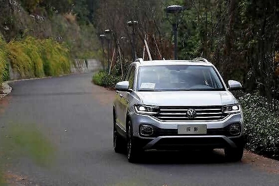 为了销量放下面子，大众探影大幅降价，裸车价仅7.47万