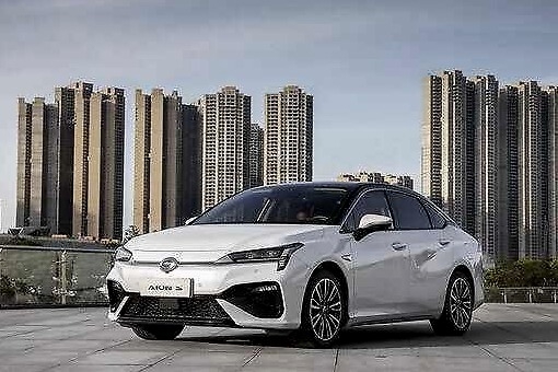 什么样的车才能配的上九年等一个的京标？