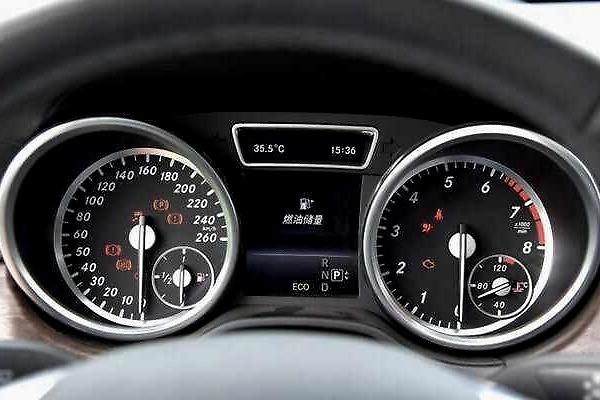 最贵的国产SUV BJ90，顶配卖128.8万，装奔驰发动机，北汽出品！