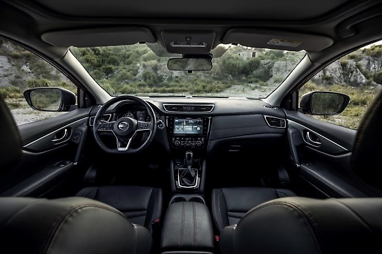 硬件以外，软件之上，这款车男女司机都逃不开