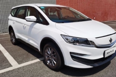 枫叶汽车旗下全新MPV定名枫叶80V 采用换电技术