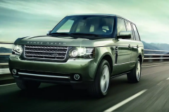 女司机提110万路虎，摇到“5连号”高兴不已，老公脸却绿了