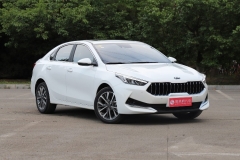 新款起亚K3正式上市 配置升级/售价10.98万起