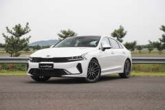 场地试驾起亚K5凯酷 悬架惊艳盖过颜值