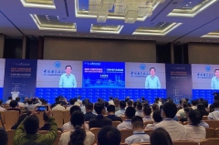 万钢：汽车产业要形成以国内大循环为主的新格局