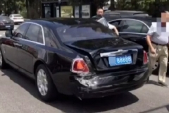 劳斯莱斯被消防车追尾，车损30万折旧费20万，合理吗？