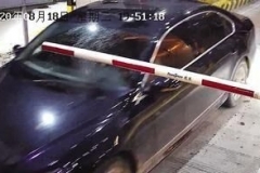 惊险！衡水12岁男孩驾车闯杆上高速，逆行距离达6公里