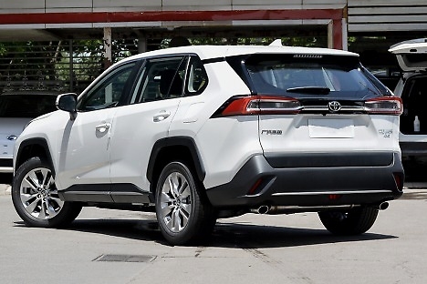 丰田还是厉害，新SUV出道即巅峰，没有折扣上月仍狂甩10201台