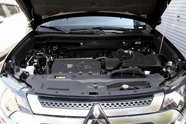 这才是开不坏的日系！野性不输汉兰达，配大7座+四驱，比途观厚道