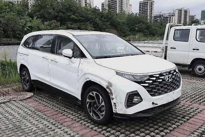 现代7座MPV曝光！前脸霸气，比本田奥德赛强，或只卖20万