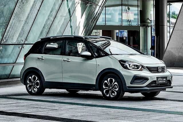 全系没有倒车雷达/影像、后轮鼓刹，全新飞度被阉割到只剩情怀？