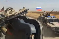 美俄军车追逐相撞！4名美军脑震荡…