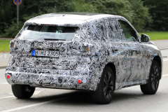 2022款宝马X1路试谍照曝光 最早明年年底亮相