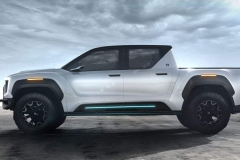 通用投资造车新势力，代工新模式？