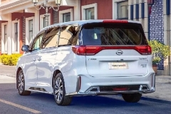 气场爆棚！用1/4埃尔法的钱，买这几款性价比MPV真香