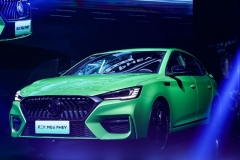 第三代MG6 PHEV上市 综合补贴后售价13.98万起