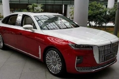 红旗H9+实车图曝光 气场不输迈巴赫