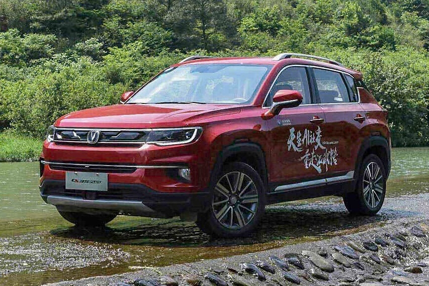 国产发动机垃圾？这款不到10万的SUV比合资还强！