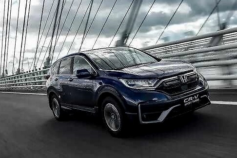 想买日系紧凑级SUV，选本田CR-V还是丰田RAV4？