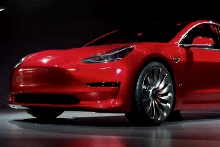 新能源销量TOP10：特斯拉Model 3夺魁，比亚迪汉EV表现平平