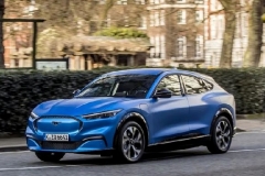 还没买车的人都在等后天这波新车，“国产库里南”最抢眼