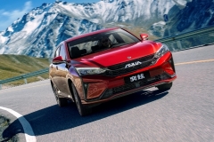 风神奕炫赛道版正式上市 售6.49—9.59万元