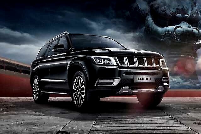 官降30万仍是国产最贵，奔驰三大件，带不动廉价的北汽车标？