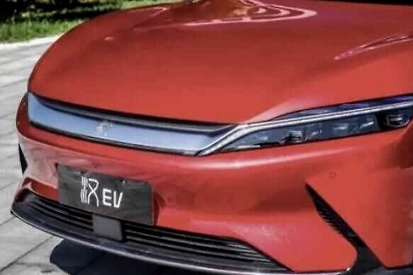 累计上险仅1300台，特斯拉又降价了，比亚迪汉EV如何破局？