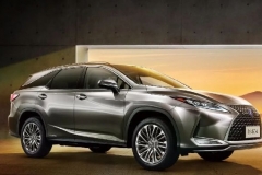 不买俗套BBA ?低调的有钱人现在喜欢这几台