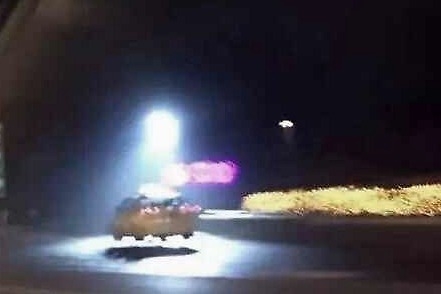 撞豪车也不能撞