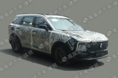 一汽奔腾T55最新谍照曝光 内饰风格更新潮/或年底上市