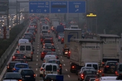 德国高速收费真难，交通部放弃