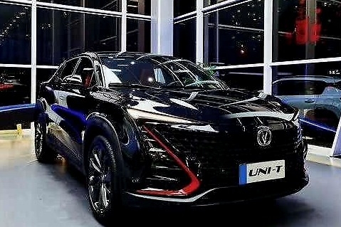 自主品牌之光？长安UNIT颜值太帅了，或成为下一款爆款车型