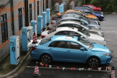 3年亏12万  63%车主挥泪甩卖新能源车