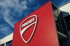 地主家也没余粮：大众集团欲出售杜卡迪