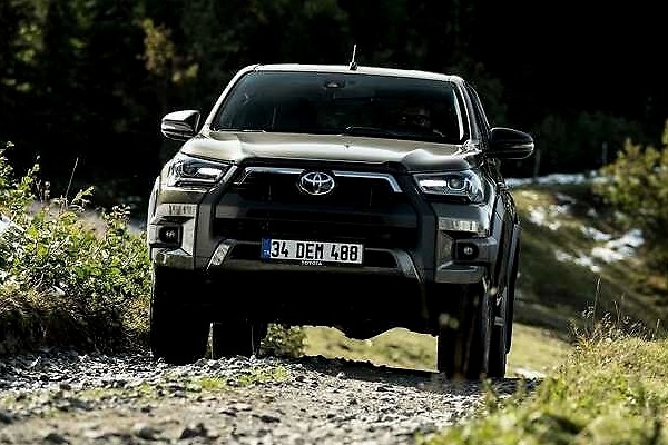 号称丰田“皮卡王” 2021款Hilux官图正式发布