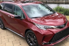 丰田全新塞纳实拍曝光！确认将国产，搭2.5L混动+四驱系统