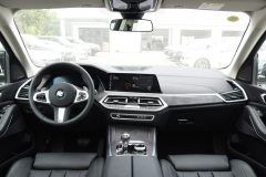 2021款宝马X5发布，外观不变售价上涨，网友：不愧是豪车