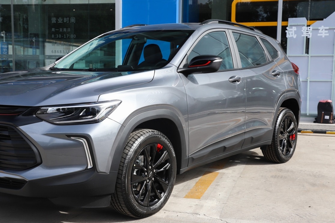 又一合资SUV“妥协”，涡轮增压+战斗外观，从9.99万降至6.49万