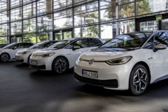 大众CEO迪斯：不需要为燃油车设置终点，会越来越贵