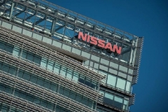 日产上半财年净亏损3300亿日元 调整财年预期