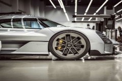 保时捷Macan EV油泥模型曝光 纯电中级SUV