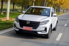 花小钱买大车！试驾颜值配置都给力的5万元亲民SUV