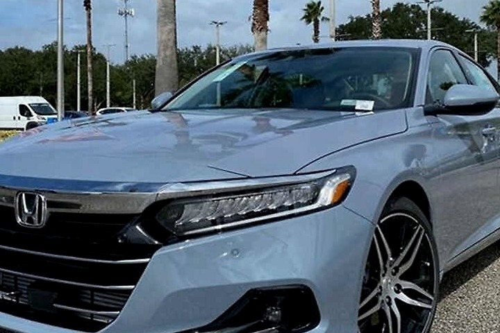 总算要来了，新款雅阁实拍，搭2.0T+10AT动力系统