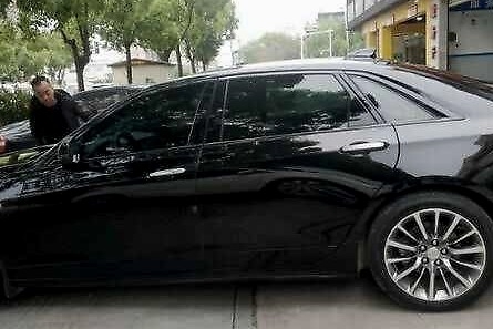 号称“公路之王”，比5系跑得快，如今终于跌破30万，心动了