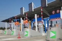 一年内191次“蹭”车过ETC 男子逃费5000多元被判刑8个月