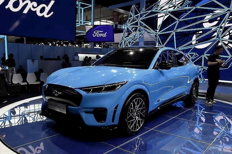 28万起售，一发布就被抢光，这超牛SUV终于要交付了！