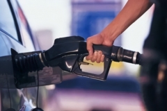 这四个坏习惯，不改的话，甭管你开啥车都能开成“油老虎”